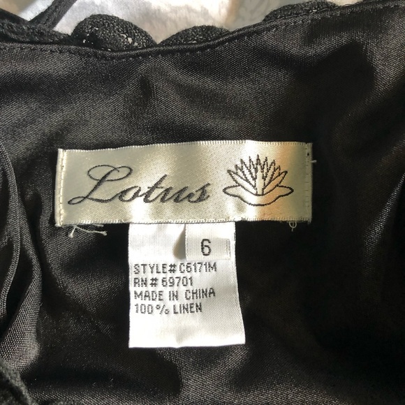 Dress - Picture 5 of 5